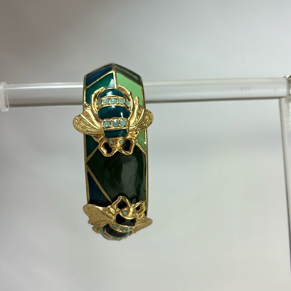 Vintage Rhinestone Enameled Bangle Bracelet Bees Chunky Hinged Green Clamper 3-D